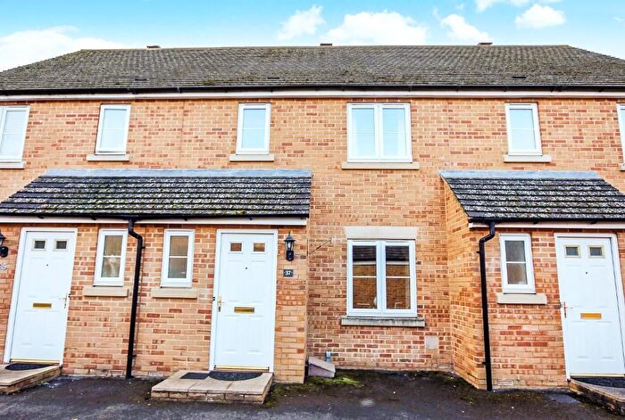 3 Bedroom Terraced House To Rent In Waterford Road, Witney, Oxon, OX28