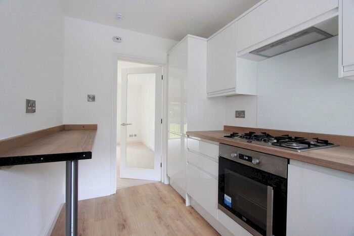 2 Bedroom Flat To Rent In Lady Springs, Sheffield, S17