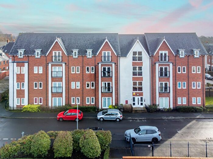 1 Bedroom Flat For Sale In Houseman Crescent, West Didsbury, Manchester, M20