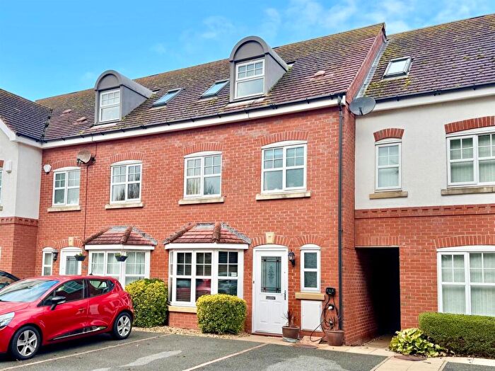 3 Bedroom House For Sale In Gannock Mews, Deganwy, Conwy, LL31