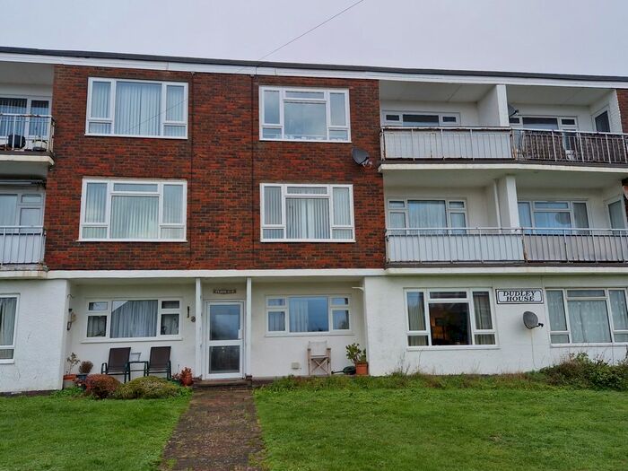 2 Bedroom Flat To Rent In Cooden Drive, Bexhill-On-Sea, TN39