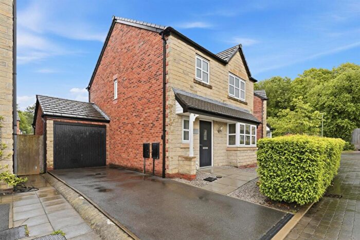 3 Bedroom Detached House For Sale In Leat Place, Bollington, SK10