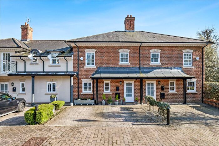 4 Bedroom Terraced House For Sale In Quoitings Drive, Marlow, Buckinghamshire, SL7