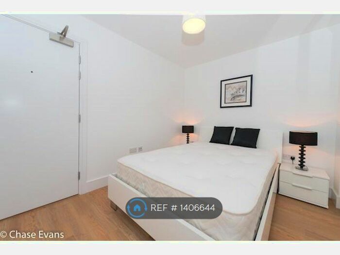 Studio To Rent In Hannaford Walk, London, E3