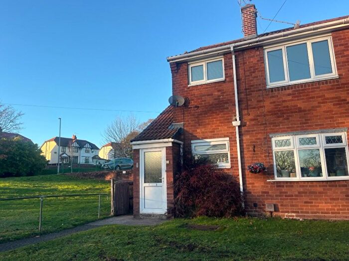 2 Bedroom Flat To Rent In Hazel Grove, Wrexham, LL12