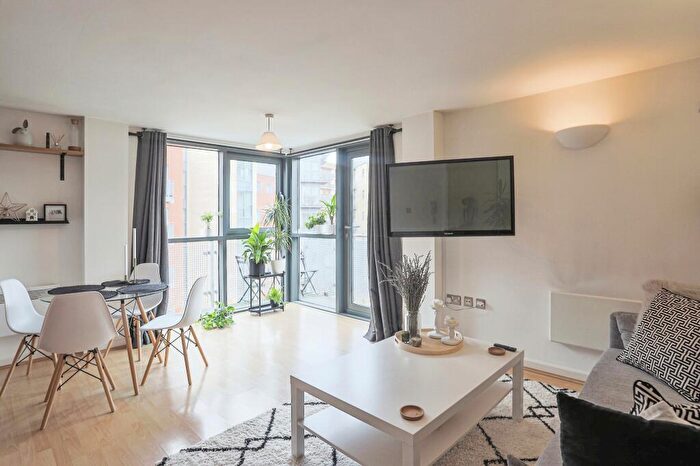 2 Bedroom Apartment To Rent In Velocity South Leeds, LS11