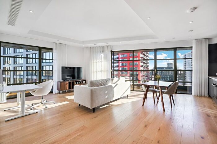 1 Bedroom Flat For Sale In Bridgewater House, London City Island, London, E14