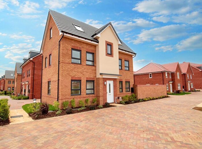 4 Bedroom Detached House To Rent In Stratford Drive, Overstone, NN6