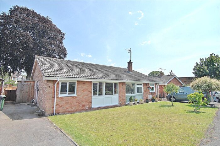 2 Bedroom Bungalow For Sale In White House Park, Cainscross, Stroud, Gloucestershire, GL5