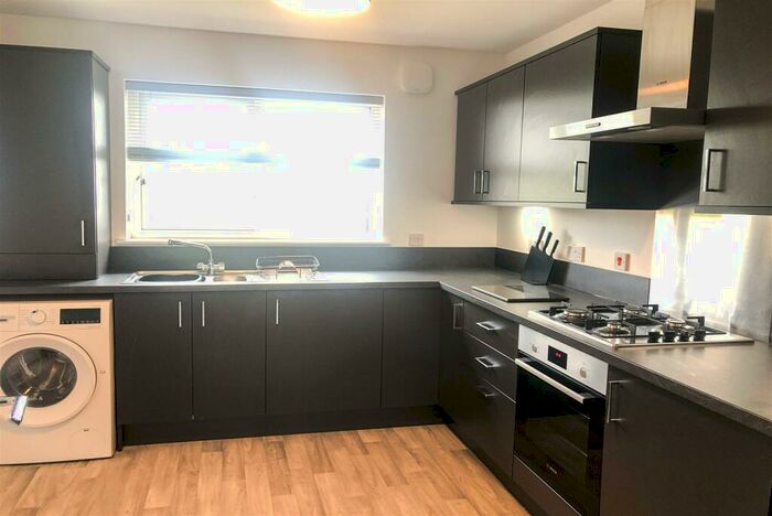 2 Bedroom Apartment To Rent In Broomhall Court, Inverness, IV2