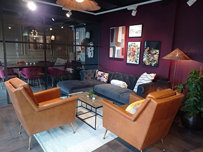 Studio To Rent In Brougham Hayes, Bath, BA2