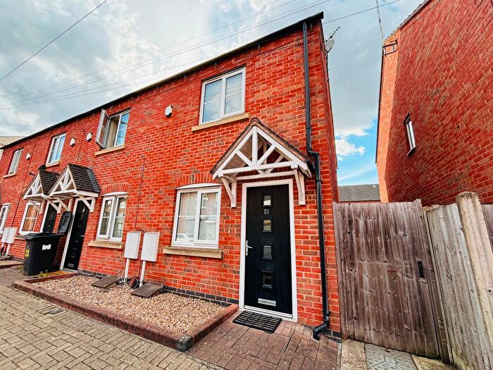 2 Bedroom Terraced House To Rent In Percy Road, Leicester, LE2