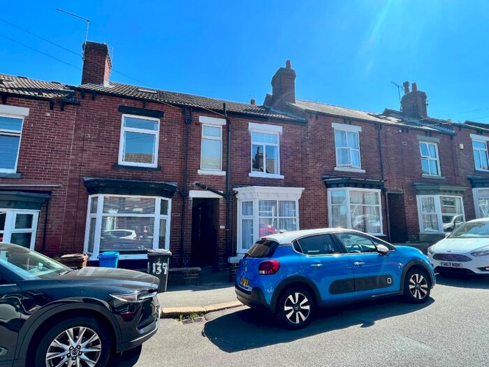 3 Bedroom Terraced House To Rent In Murray Road, Sheffield, S11