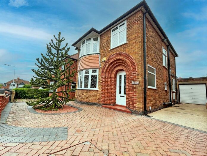3 Bedroom Detached House To Rent In Kingswell Road, Arnold, Nottingham, NG5