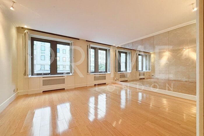 2 Bedroom Flat To Rent In Whitehouse Apartments, Belvedere Road, South Bank, SE1