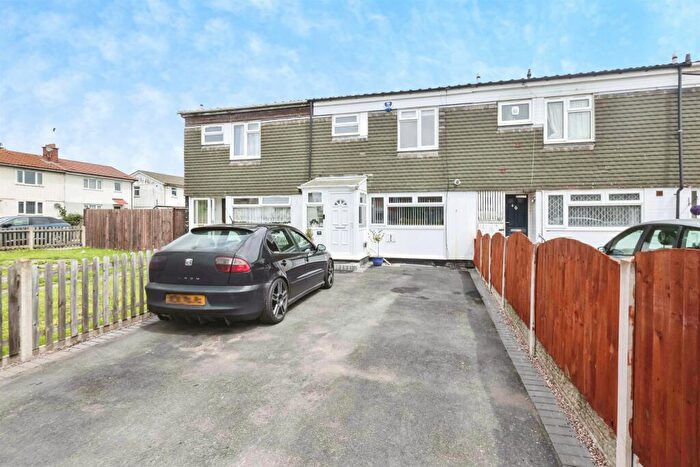 3 Bedroom Terraced House For Sale In Horrell Road, Birmingham, B26
