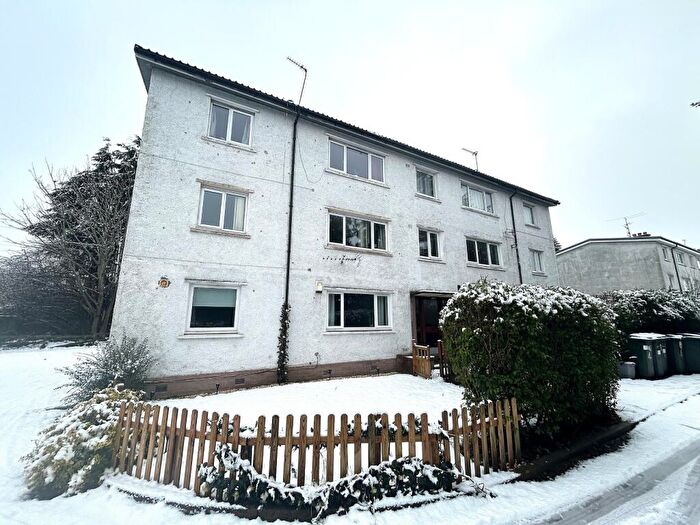 3 Bedroom Flat To Rent In Drynie Terrace, Hilton, Inverness., IV2