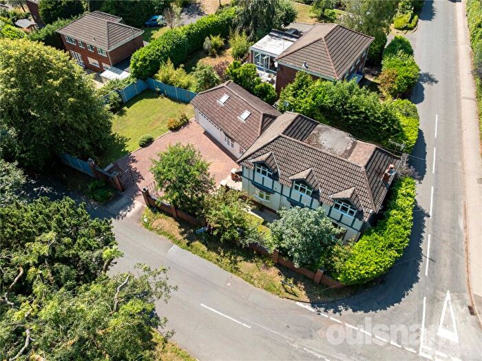 3 Bedroom Detached House For Sale In Mearse Lane, Barnt Green, Birmingham, Worcestershire, B45