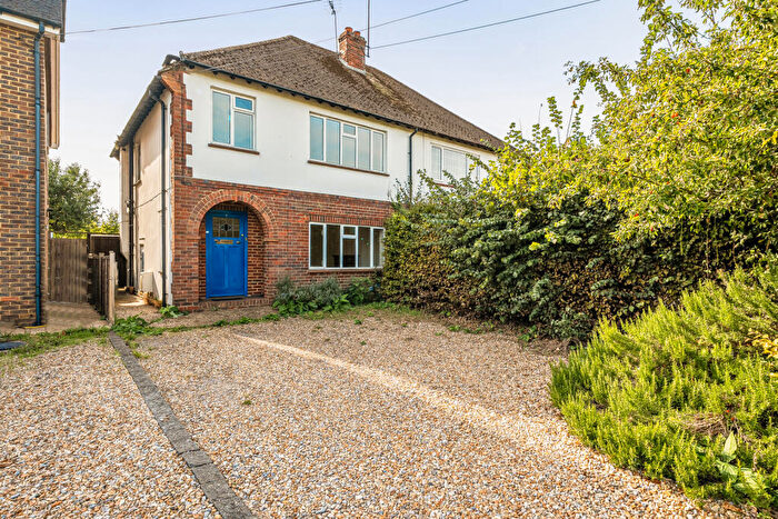 3 Bedroom Semi-Detached House For Sale In Burpham Lane, Guildford, GU4