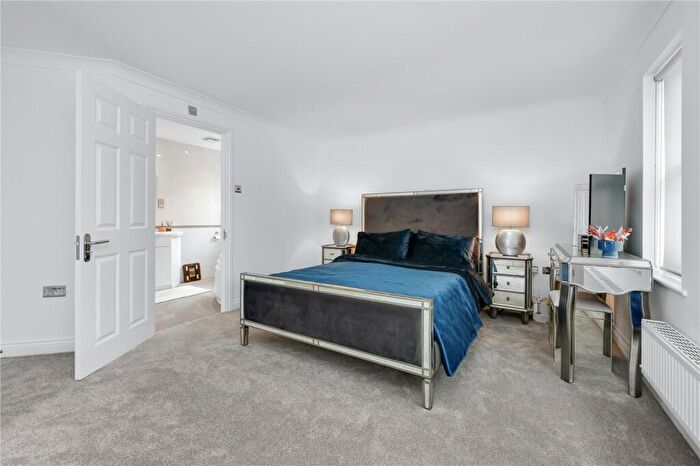 5 Bedroom Detached House To Rent In Rise Road, Sunningdale, Berkshire, SL5