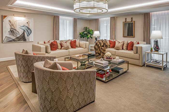 2 Bedroom Flat To Rent In Lancelot Place, Knightsbridge, SW7