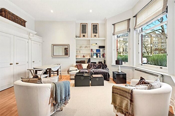 Flat To Rent In Elm Park Gardens, Chelsea, SW10