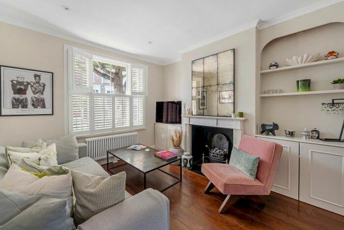 3 Bedroom Property To Rent In Avalon Road, London, SW6