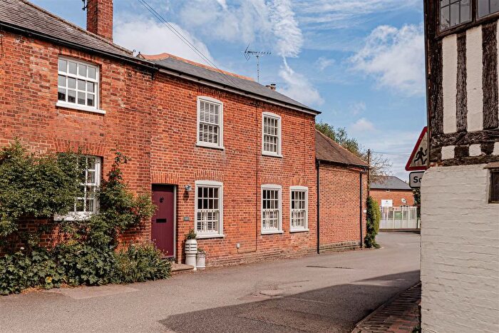 3 Bedroom Semi-Detached House For Sale In The Street, Wickhambreaux, Canterbury, CT3