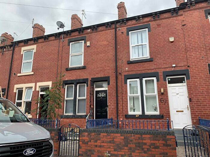 5 Bedroom Terraced House For Sale In Burley Lodge Road, Hyde Park, Leeds, LS6