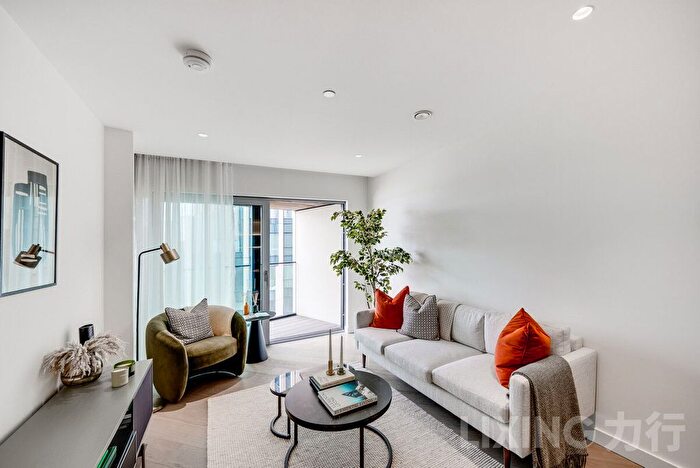 2 Bedroom Flat For Sale In Peninsula Gardens, Greenwich, SE10