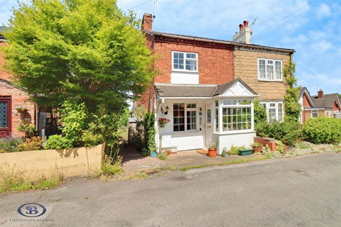 3 Bedroom Semi-Detached House For Sale In Osborne Grove, Shavington, Crewe, CW2