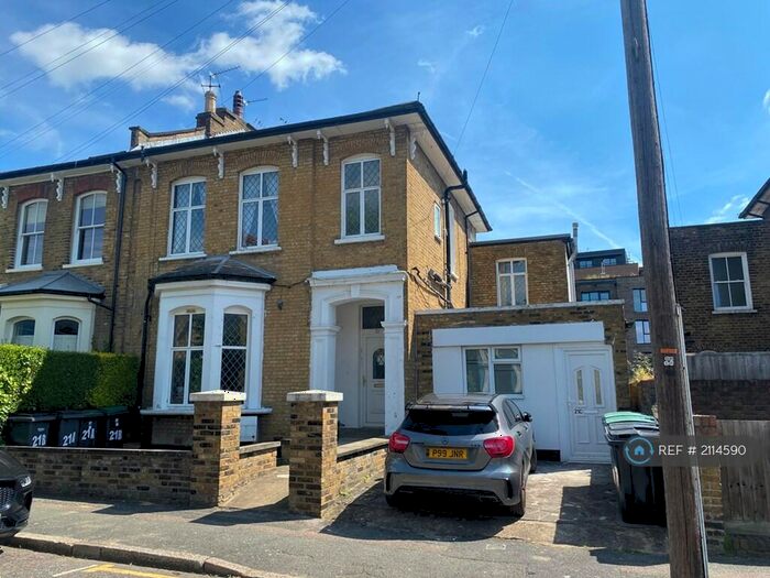 3 Bedroom Maisonette To Rent In Bedford Road, London, N15