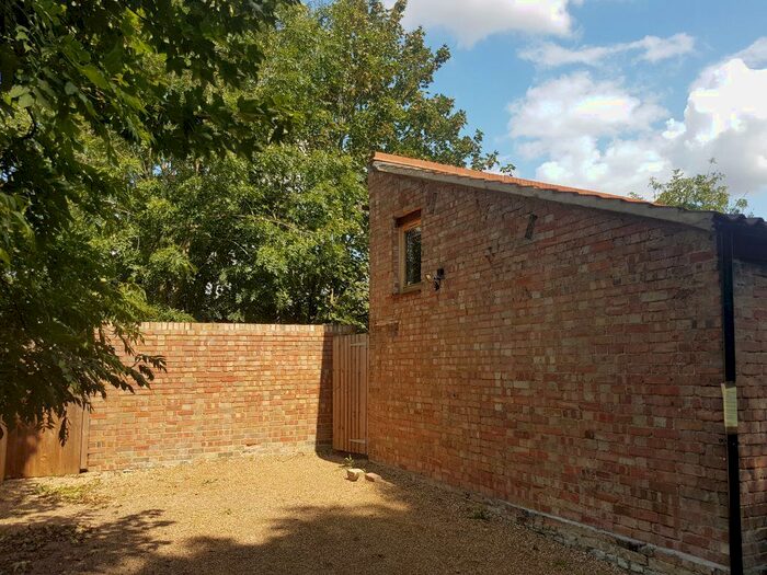 2 Bedroom Bungalow To Rent In Clay Close Lane, Impington, Cambridgeshire, CB24