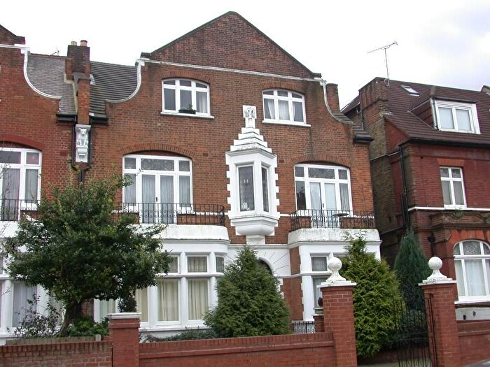 2 Bedroom Flat To Rent In Broadhurst Gardens, South Hampstead, NW6
