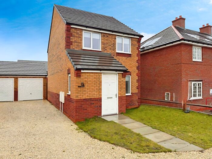 3 Bedroom Detached House For Sale In Colliery Way, Creswell, Worksop, S80