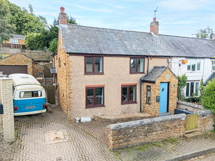 3 Bedroom Semi-Detached House For Sale In Arnhill Road, Gretton, Corby, NN17