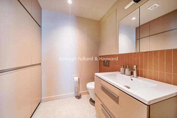 2 Bedroom Apartment To Rent In Northchurch Road London, N1