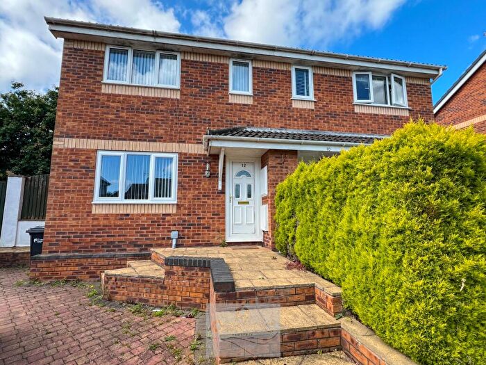 3 Bedroom Semi-Detached House To Rent In Taynton Close, Connah's Quay, Deeside, Flintshire, CH5