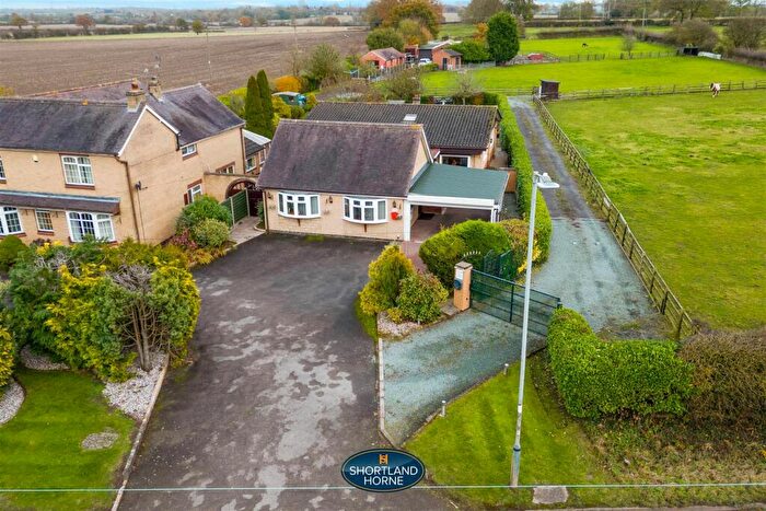 4 Bedroom Detached House For Sale In Nuneaton Road, Bulkington, Bedworth, CV12