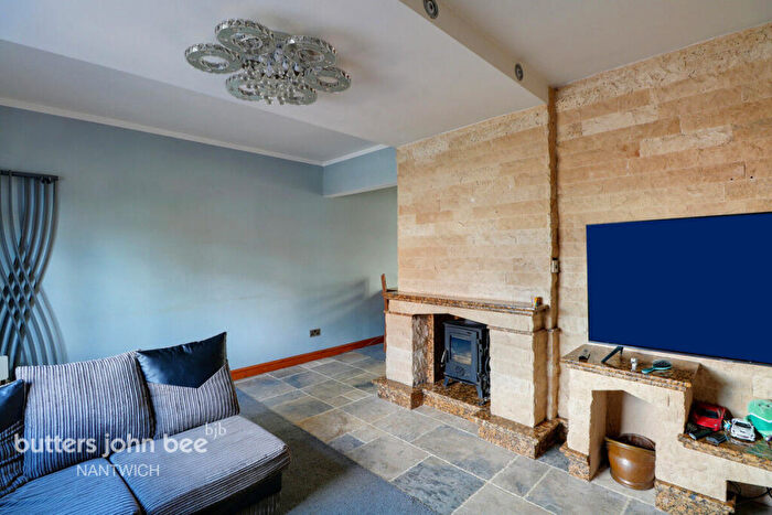 3 Bedroom Town House For Sale In Sandfield Avenue, Nantwich, CW5