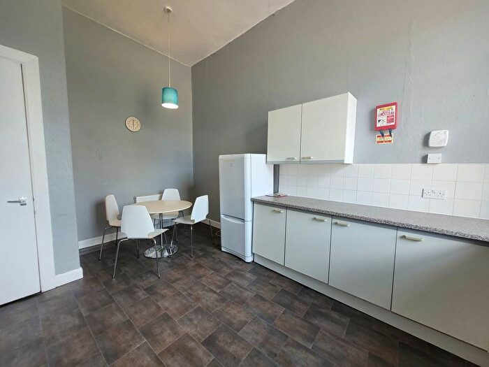 4 Bedroom Flat To Rent In / Victoria Chambers, Victoria Road, DD1