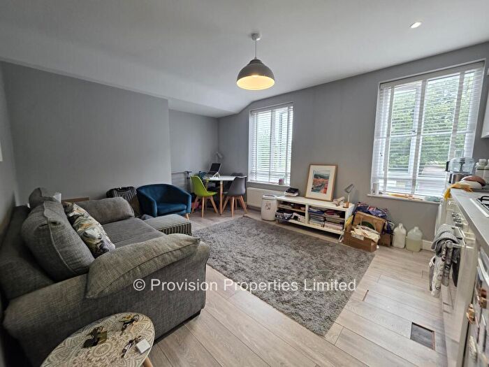 1 Bedroom Flat To Rent In Norville Terrace, Headingley, Leeds, LS6