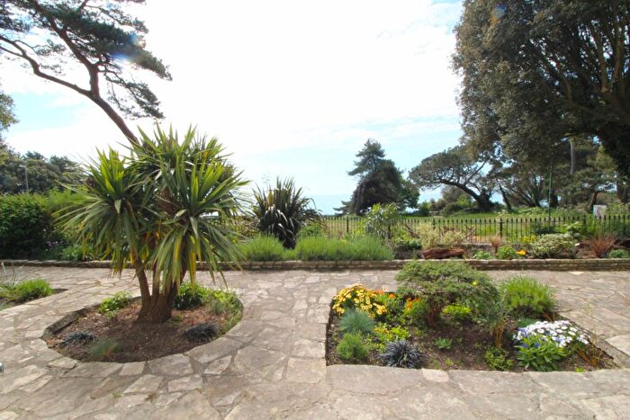 2 Bedroom Apartment For Sale In Durley Gardens, Bournemouth, BH2