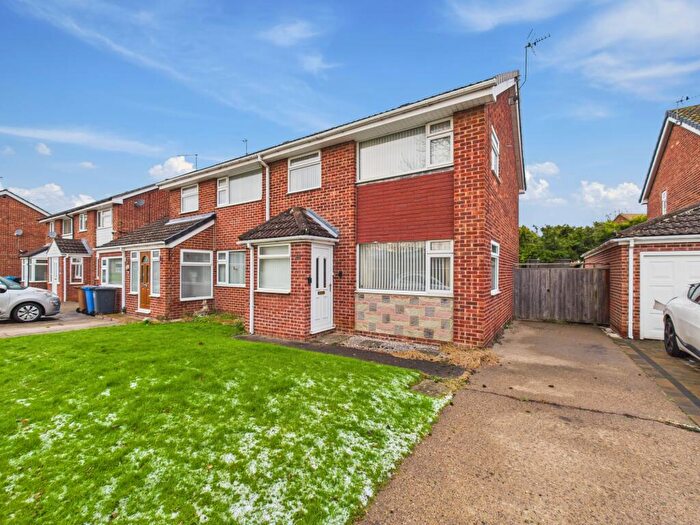 3 Bedroom Semi Detached House For Sale In Wilmington Avenue, Alvaston, DE24