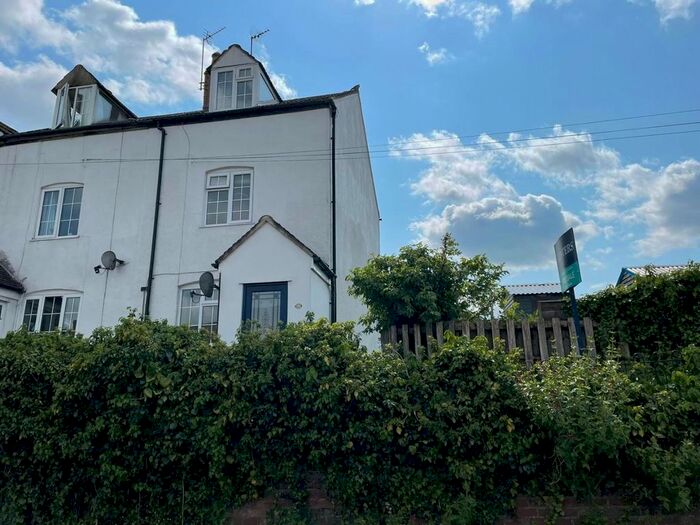 3 Bedroom Cottage To Rent In Chapel Street, Cam, Dursley, GL11