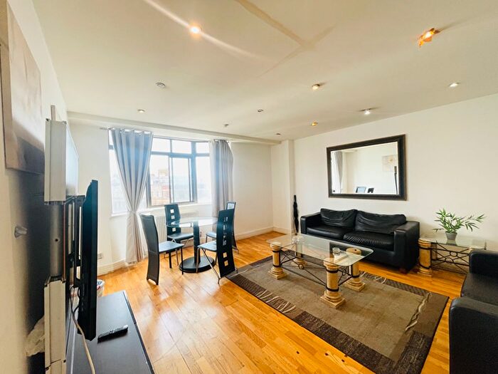 1 Bedroom Flat To Rent In Dudley Court, Upper Berkeley Street, W1H