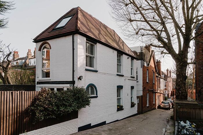 2 Bedroom Detached House For Sale In Fawley Road, London, NW6