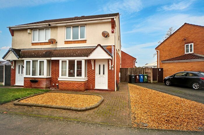 3 Bedroom Semi Detached House For Sale In Dryden Close, Wigan, WN3