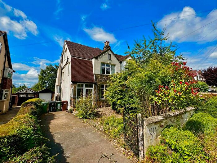 4 Bedroom Semi-Detached House To Rent In Otley Old Road, Leeds, West Yorkshire, LS16