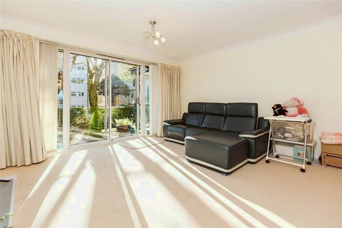 2 Bedroom Flat To Rent In Ashgrove Road, Redland, Bristol, BS6